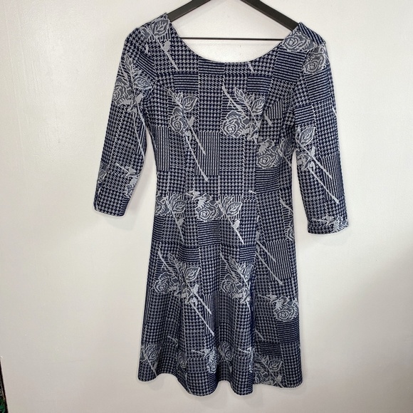 ModCloth Houndstooth Floral Rose Half Sleeve Dress - Picture 2 of 6